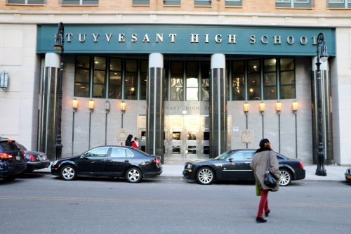 纽约市特殊高中录取发榜亚裔学生独领风骚（图）